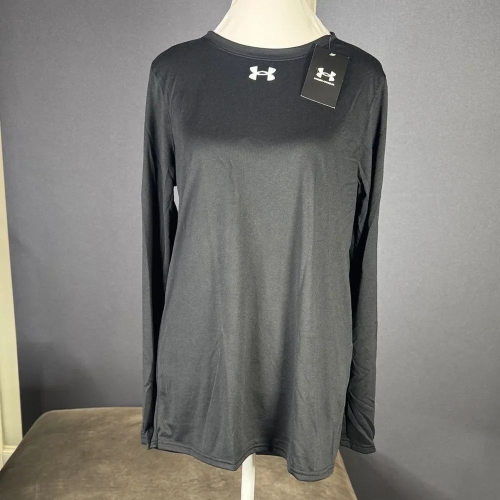 Under Armour Women’s Black Team Tech Long Sleeve Top Loose Fit Size M NWT